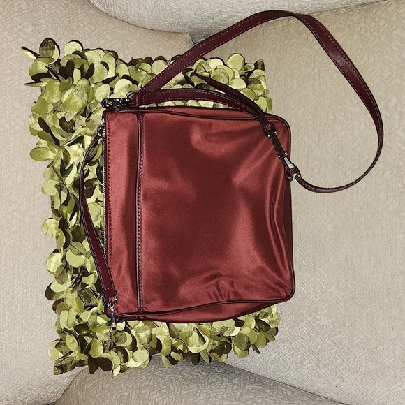 NWT Michael Kors Maroon Nylon Crossbody Purse​​​​​​​​ - Picture 2 of 5